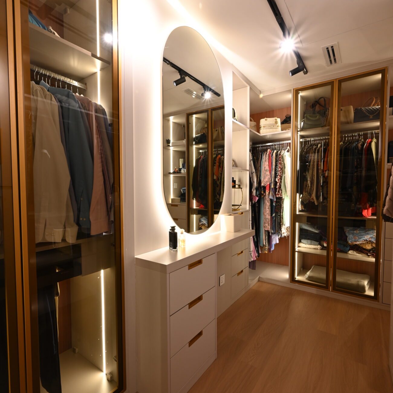 Spacious bathroom interior with tiled walls in Dubai villa
