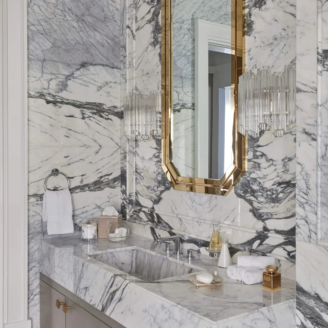 Villa bathroom with sink and elegant tile finishes in Nad Al Shiba